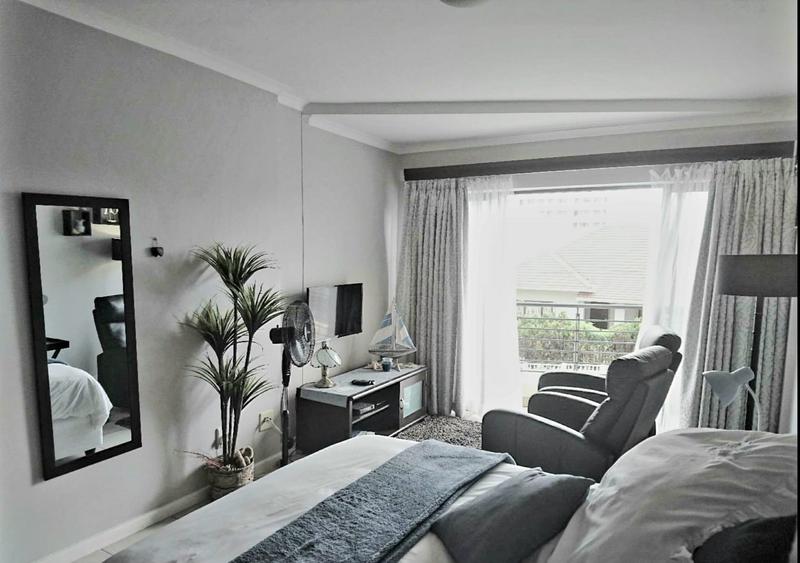 1 Bedroom Property for Sale in Strand South Western Cape